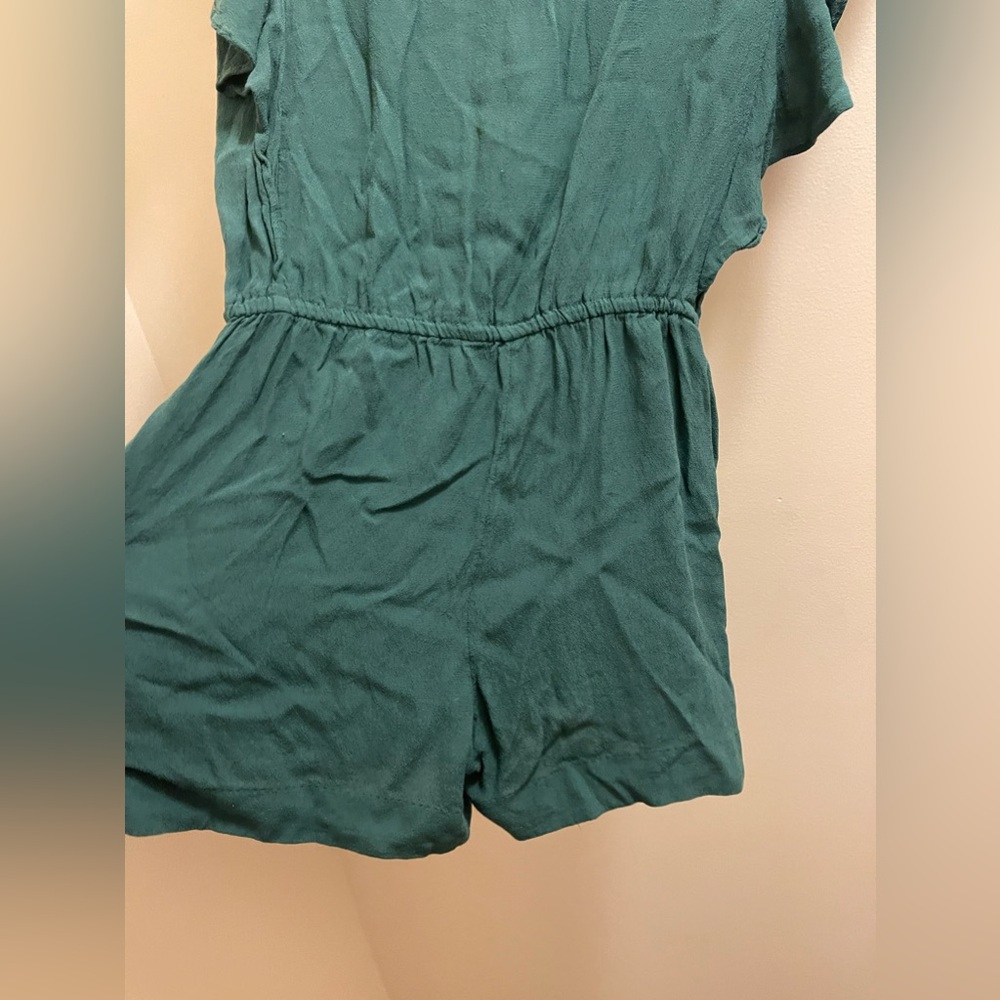 H&M Green Ruffle Romper - Picture 7 of 7